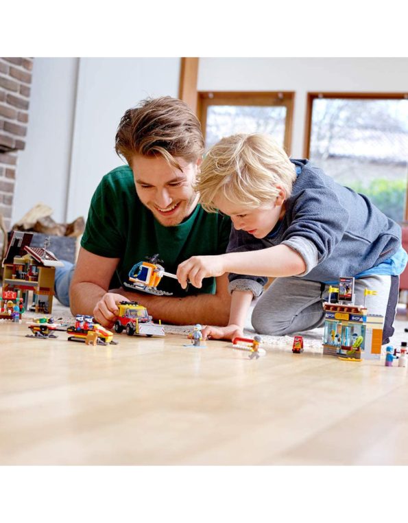 LEGO City Ski Resort 60203 Building Kit Snow Toy for Kids (806 Pieces) (5)