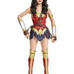Wonder Woman Figure (1)